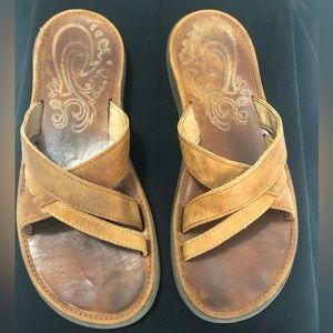 Olukai Paniolo slide size 9 wide tan